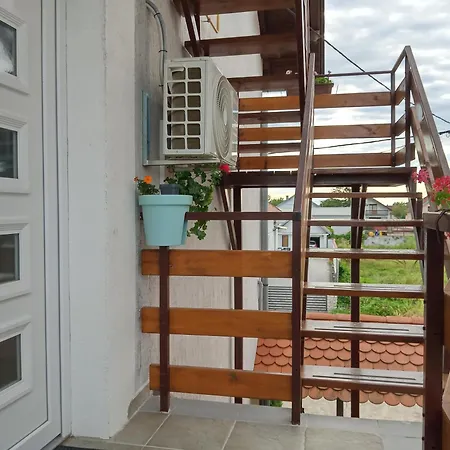 Apartman Kod Dide I Bake Vukovar Exterior photo